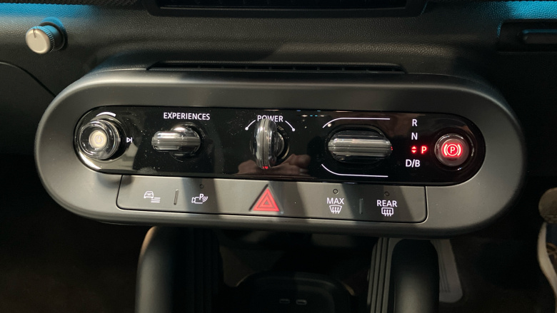 MINI Aceman 135kW E Classic 43kWh 5dr Auto Electric Hatchback